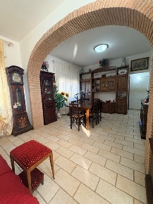 Foto Appartamento a Orbetello Albinia di 80 m² con 5 locali in vendita