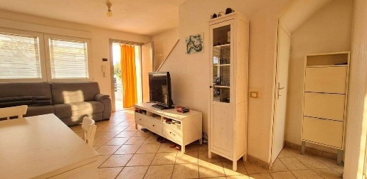 Foto Villa a schiera a Massa Ronchi - Poveromo di 135 m² con 5 locali