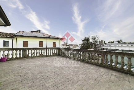 Foto Appartamento in Via Carlo Goldoni 3, Latisana Centro di 159 m²