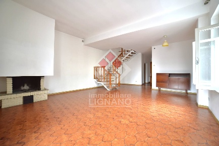 Foto Appartamento in Via Carlo Goldoni 3, Latisana Centro di 159 m²