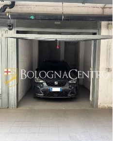 Foto Posti auto in Via Bonaventura Cavalieri, Bologna Massarenti di 18 m²