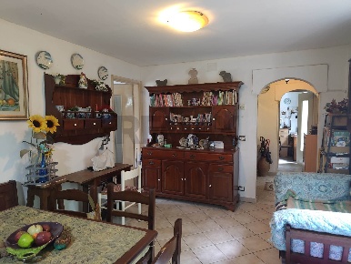 Foto Appartamento a Sassello Centro di 93 m² con 4 locali in vendita