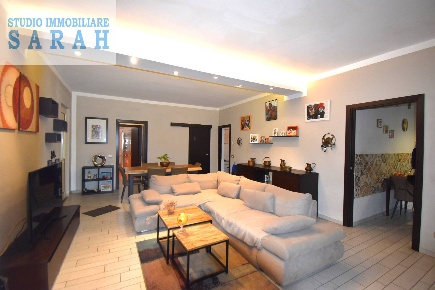 Foto Appartamento in Via Della Portichina 101, Viareggio di 140 m²