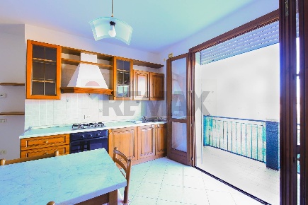 Foto Appartamento in VIA MILITE IGNOTO 17, Taglio di Po Centro di 85 m²