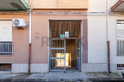 Foto Posti auto in Via Zara, Siracusa Borgata - Santa Lucia di 83 m²