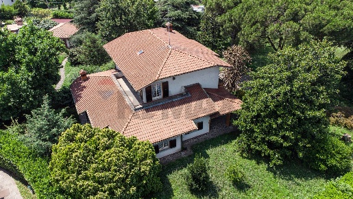 Foto Villa unifamiliare in VIA PORTA, Vaprio d'Adda di 283 m² con 4 locali