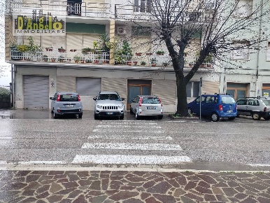 Foto Casa indipendente in Viale Giuseppe mazzini, Offida Centro di 830 m²