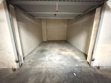 Foto Posti auto in Via Patturelli 2, San Nicola la Strada di 17 m²