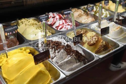 Foto Attività commerciale a Jesolo Lido Centro Ovest di 50 m² con 1 locali