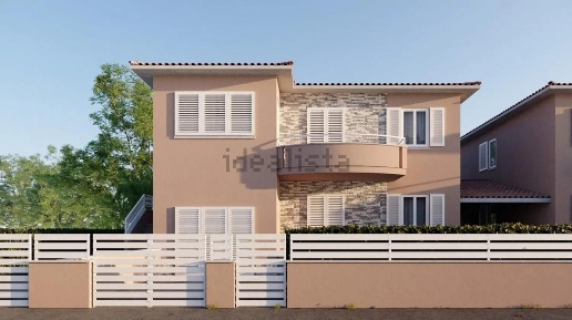 Foto Appartamento a Cecina Cecina Centro di 106 m² con 5 locali in vendita