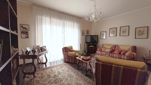 Foto Appartamento a Lucca Sant'Anna di 130 m² con 5 locali in vendita