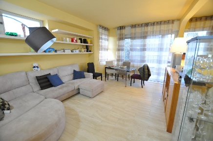 Foto Case semi ndipendenti a Pisa Tirrenia di 100 m² con 4 locali