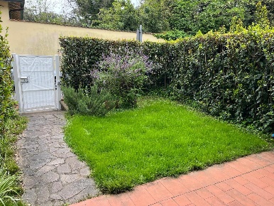 Foto Appartamento a Massa Ronchi - Poveromo di 65 m² con 3 locali