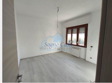 Foto Appartamento a Arcola Centro di 100 m² con 5 locali in vendita