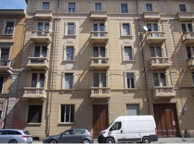 Foto Appartamento a Alessandria Piazza Genova di 122 m² con 4 locali