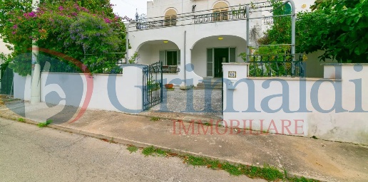Foto Casa indipendente in Via Gemini rivabella snc, Gallipoli di 115 m²
