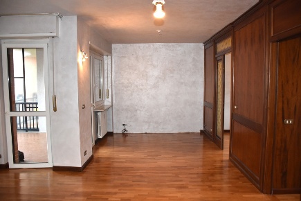 Foto Appartamento in Via Trento 4H, Saluzzo Centro di 95 m² con 4 locali