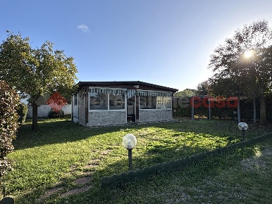 Foto Villa singola in Via RIVA DELLE MARGHERITE 40, Terracina di 50 m²