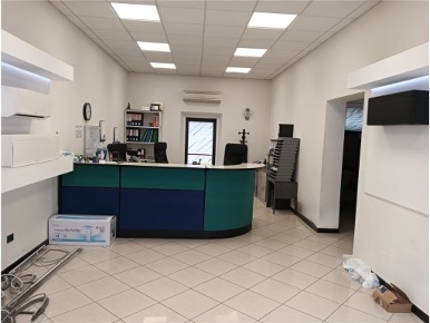 Foto Magazzino in PIAZZA SAN ROCCO, Empoli San Rocco - Lungarno di 90 m²