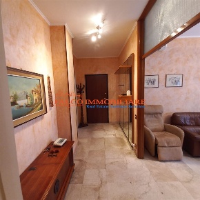 Foto Appartamento in Via degli Zuccaro, Milano Giambellino di 127 m²