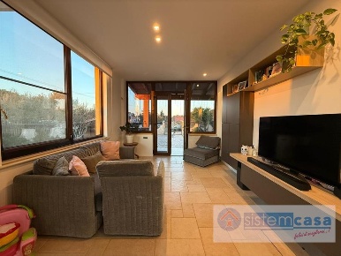 Foto Villa bifamiliare a Corato con 4 locali in vendita