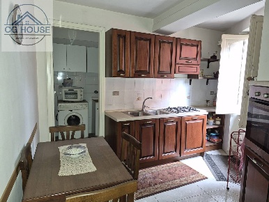 Foto Case semi ndipendenti in Via Roma, Lauro di 265 m² con 6 locali