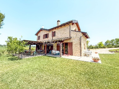 Foto Villa unifamiliare in Contrada Valloni 16, Monsampolo del Tronto