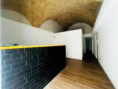 Foto Locale commerciale in VIA FEDERICO II 39, Lucera Centro di 71 m²