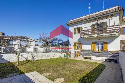 Foto Appartamento in Via Ettore 4, Ardea Torre Marina - Lido di Tirrenella