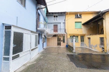 Foto Casa indipendente in Via San Faustino 30, Manerbio Centro di 175 m²
