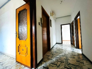 Foto Appartamento in VIA XXIV MAGGIO, Lucera Centro di 85 m² con 4 locali