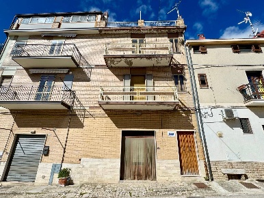 Foto Casa indipendente in VIA SAN MARINO 40, Castelnuovo della Daunia
