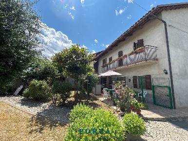 Foto Casa indipendente in Via Costamagna 2a, Lequio Tanaro di 233 m²