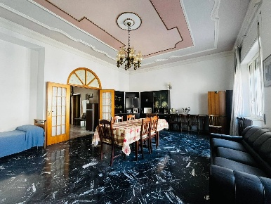 Foto Appartamento in Via Vittorio Veneto 46, Lucera Centro di 101 m²