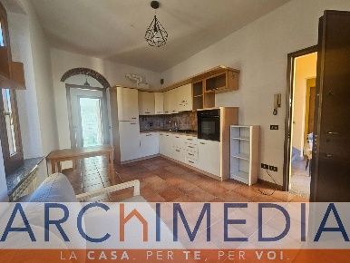 Foto Appartamento in Via Giacomo Matteotti, Malnate di 50 m² con 2 locali