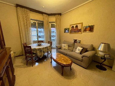 Foto Appartamento in Via Sottoconvento, Ventimiglia di 70 m² con 4 locali