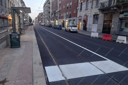 Foto Attività commerciale in via montegani, Milano di 224 m² con 4 locali