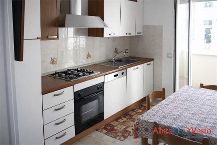 Foto Appartamento in Via Socrate, Vasto di 106 m² con 5 locali in affitto