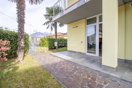 Foto Appartamento in Via Albenza, Vercurago di 178 m² con 4 locali