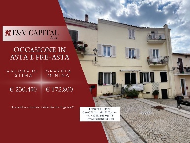 Foto Case semi ndipendenti in Via Cavour, La Maddalena di 171 m² in vendita