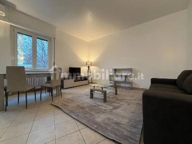 Foto Appartamento in Via Giambellino 10, Milano Piazza Napoli con 2 locali