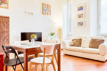 Foto Appartamento in Via Maestri Campionesi 3, Milano Cadore con 3 locali