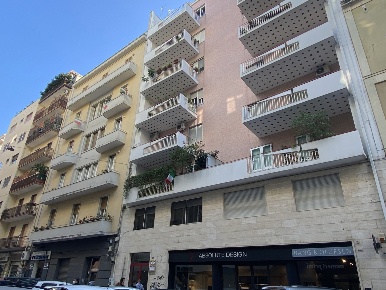 Foto Ufficio in Via calefati 158, Bari Murat di 38 m² con 2 locali
