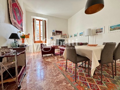 Foto Appartamento in Piazza Pietro Leopoldo 8, Firenze di 90 m² in vendita