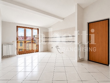 Foto Appartamento in Via Armando Diaz 23, Mugnano di Napoli Centro di 80 m²
