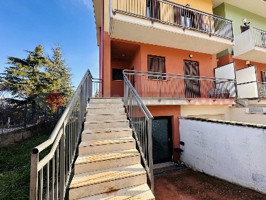 Foto Appartamento in Via dei Tulipani 160, Avezzano Centro di 110 m²