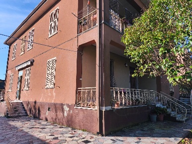 Foto Casa indipendente a Ameglia Fiumaretta Di Ameglia di 300 m² in vendita