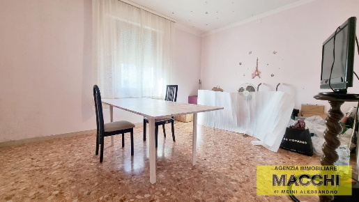 Foto Appartamento a Ponsacco Centro di 90 m² con 4 locali in vendita