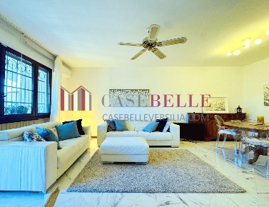 Foto Villa a schiera a Forte dei Marmi Roma Imperiale di 130 m² in affitto