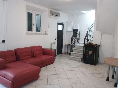 Foto Casa indipendente a Livorno Calzabigi di 85 m² con 3 locali in vendita